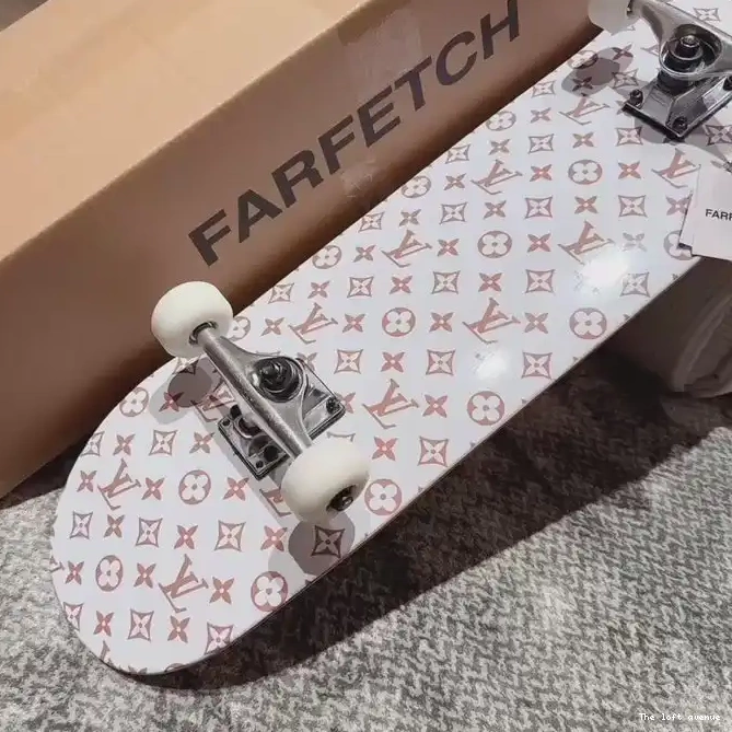 BROWN MONOGRAM SKATEBOARD LV CUSTOM 0706
